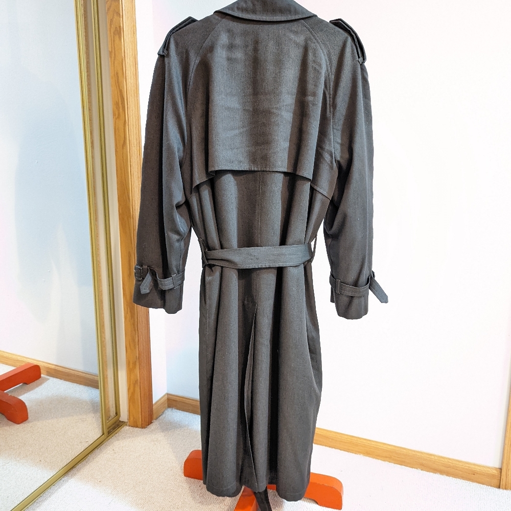 London Fog Gray Trench Coat Size 44
